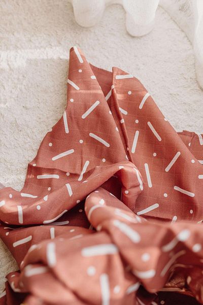 BABYBEK Minimal Cinnamon Muslin Blanket