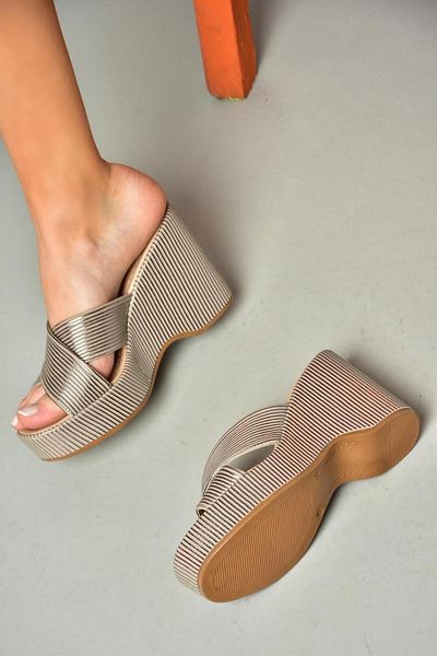 Fox Shoes S250101409 Platinum Wedge Sole Women's Slippers