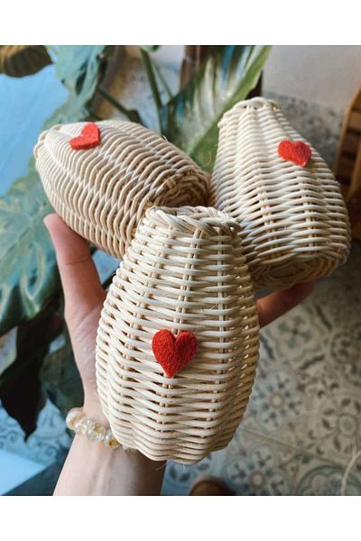 His Art Workshop Rattan Bamboo Hearted Mini Vase