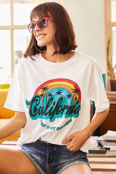 Olalook Γυναικείο T-Shirt εκρού Rainbow printed TSH-19000519