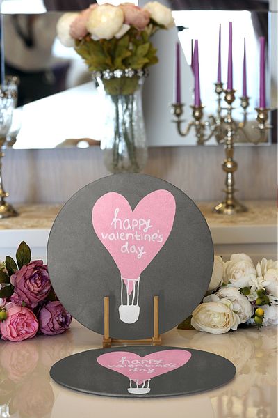 Realhomes 2-Piece Valentine's Day Themed Special Design Digital Printed Modern Round Plate & Placemat