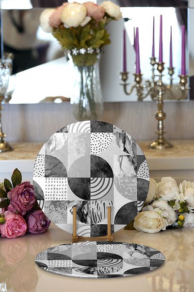 Realhomes 2-Piece Modern Round Plate & Placemat with Marble Pattern on Gray Floor
