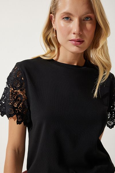 Happiness İstanbul Women's Black Guipure Sleeve Knitted Blouse HF00450