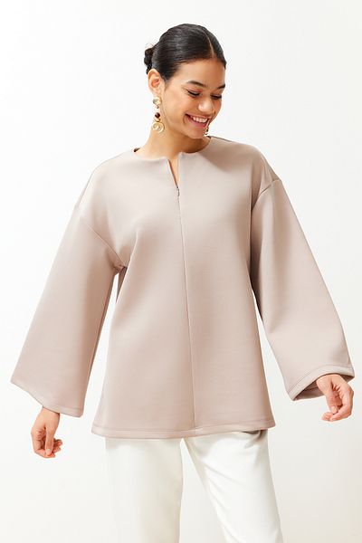 Trendyol Modest Beiges Scuba-Übergrößen-Sweatshirt – Reißverschlussdetails, TCTSS24UK00032