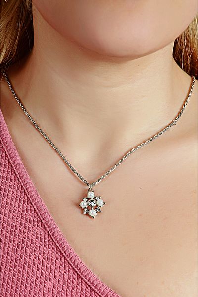 EUROMODA Pearl and Zircon Stone Special Designed Necklace and Earring Set
