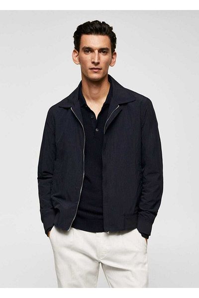 MANGO Man Jacke aus leichtem Funktionsgewebe