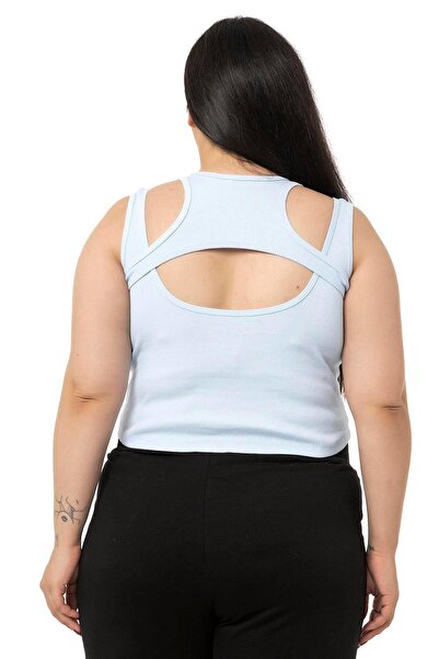 DISENTIS MODEST Large Size Low-cut Ribbed Camisole Baby Blue Body