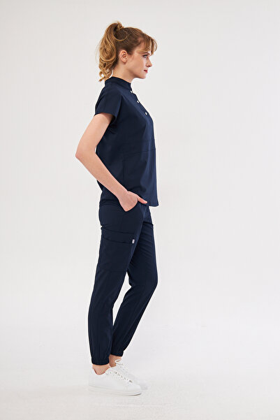 Class Üniforma Nova - Lacivert Kadın Likralı Hakim Yaka Çıtçıtlı Esnek Hemşire Ve Doktor Forması Scrubs
