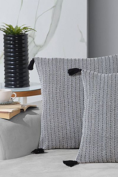 Lux Touch Husă de pernă Vera neagră din 2 piese - 45x45 cm, pernă cu pompon și fermoar
