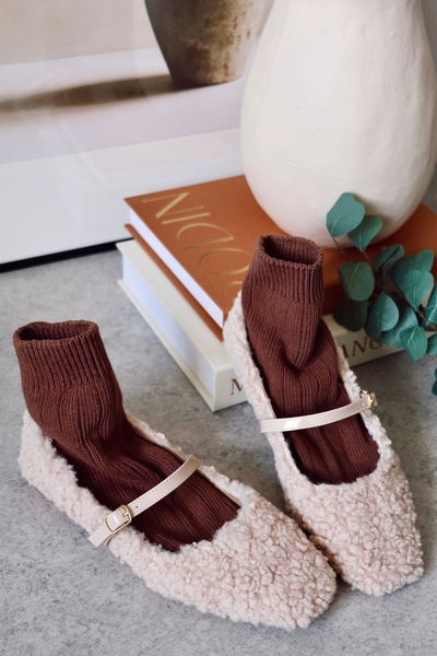 POLKA STORE Winnie Teddy Peluş Arkası Kapalı Tek Bant Kare Burunlu Baretli Kadın Babet Ayakkabı Mary Jane