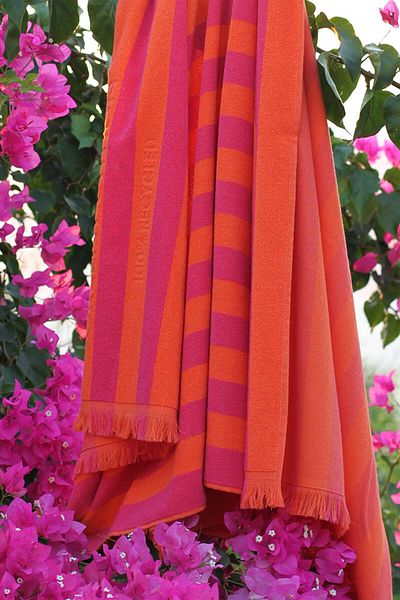 Panku Bizu Design Store Maris Ruby 100% Recycled Eco-Friendly Beach Towel