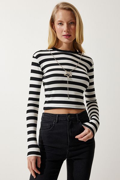 Happiness İstanbul Schwarze und weiße gestreifte kurze Strickbluse für Damen mit abnehmbarer Halskette AN00177