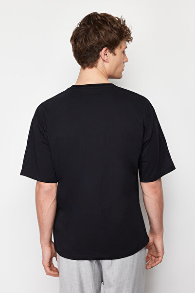 Trendyol Collection Fluffy Text Printed Μαύρο Oversize βαμβακερό μπλουζάκι - TNSS24TS00048