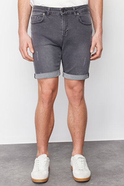 Trendyol Collection Šedé džínové šortky Slim Fit s hráběmi Destroyed - TMNSS21SR0727