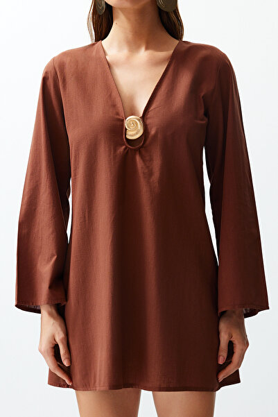 Trendyol Collection Καφέ Μίνι υφαντό Premium Flared Βαμβακερό φόρεμα παραλίας με αξεσουάρ Sea Shell TBESS24EL00020