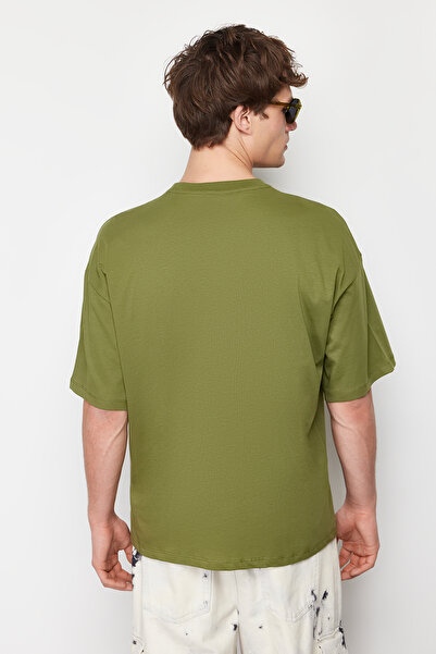 Trendyol Collection Βαμβακερό μπλουζάκι χακί χρώματος Oversize - TMNSS24TS00075