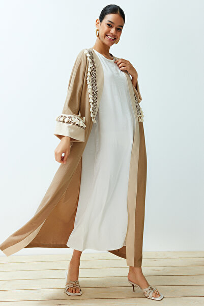 Trendyol Modest Hnědý pásový brod detailně tkané kimono & Kaftan & Abaya TCTSS24KF00007
