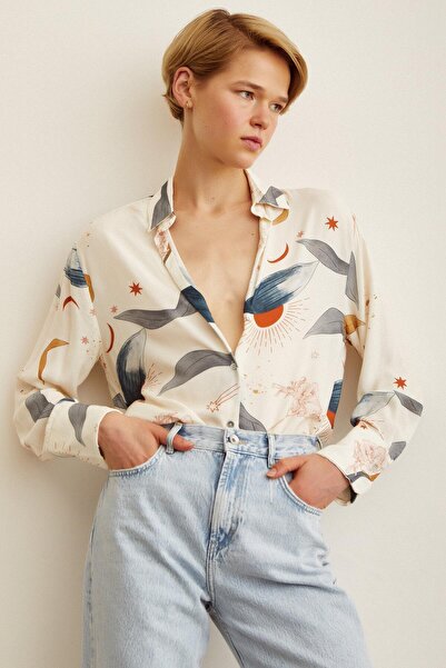 Sue Store Πουκάμισο υπερμεγέθους με πολύχρωμο εκρού σχέδιο