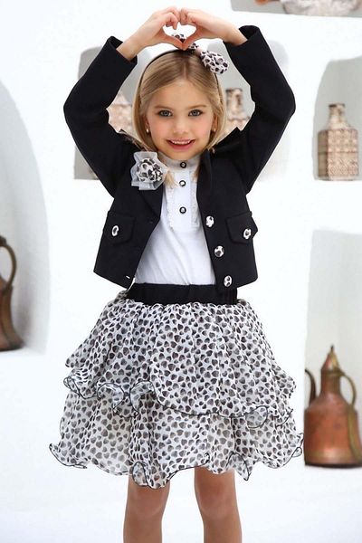 Riccotarz Girl's Brooched Clazer Jacket and Chiffon Puffy Tulle Black Skirt Set