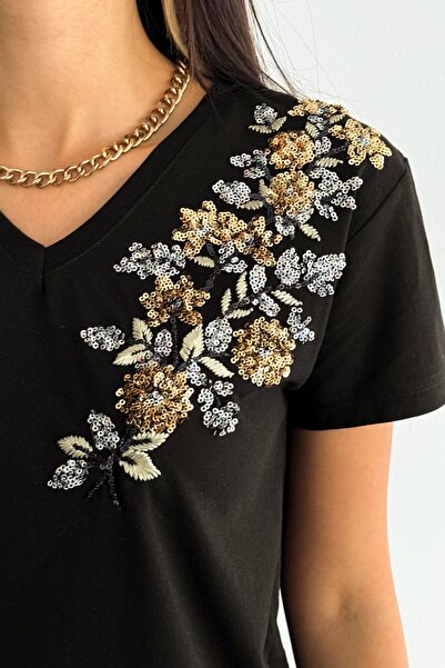 Chiccy Black V-Neck Short Sleeve Sequin Applique Knitted Regular Fit T-Shirt