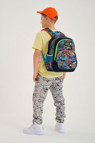 Coral High Kids Black Blue Graffiti Patterned Three Compartment School Backpack 14415