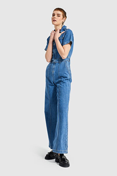 its basic Women's Blue Color 100% Cotton Front Zippered Wide Leg Jumpsuit Slopet