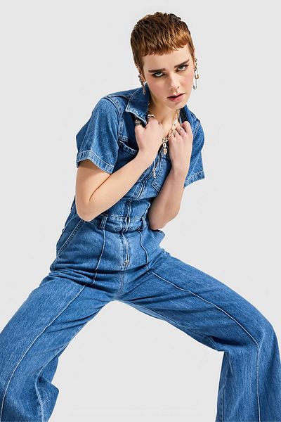 its basic Women's Blue Color 100% Cotton Front Zippered Wide Leg Jumpsuit Slopet