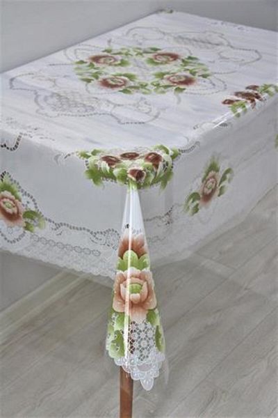 DedeEvTekstil Прозрачна PVC покривка за маса, която може да се пере, 120 x 155