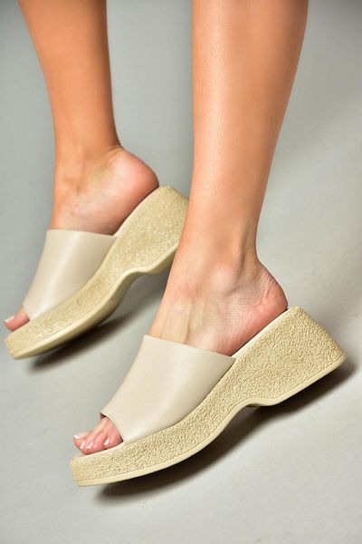 Fox Shoes S996741209 Γυναικείες Παντόφλες Μπεζ χοντρή σόλα