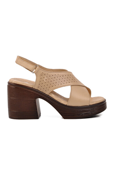 AYAKMOD 523001 صندل نسائي بكعب بيج