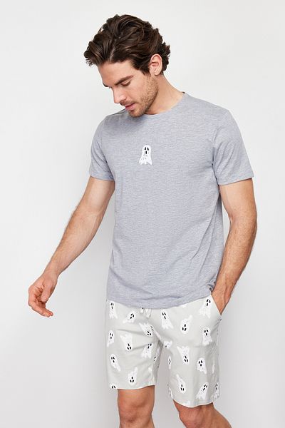 Trendyol Collection Pletené šortky s šedým potiskem Regular Fit Pyžamový set TMNSS24PT00024
