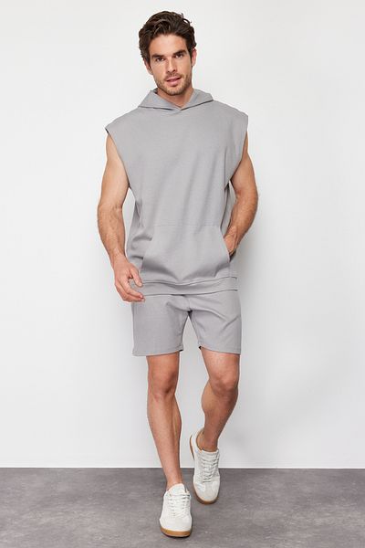 Trendyol Collection Oversize, szürke kapucnis sportoló pulóver - zsebes, ujjatlan TMNSS24AL00001