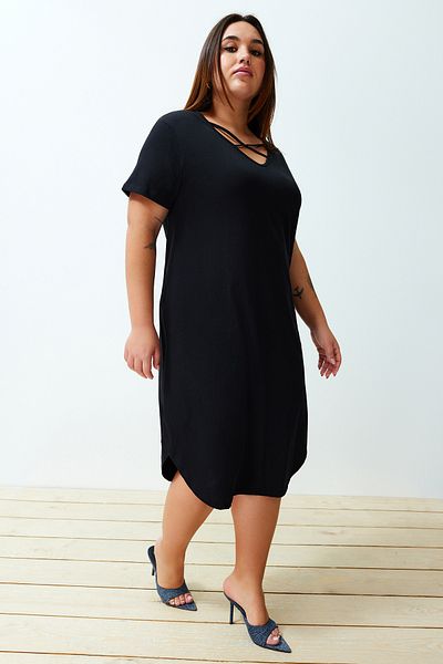 Trendyol Curve Black Cross Rope Detail Midi 100% Cotton Knitted Dress Tbbss24Ah00165