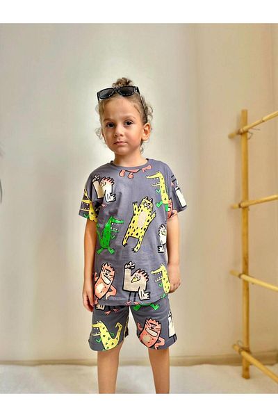 YİGİT BUTİK بدلة للأولاد من Yigit Boutique بنمط حيوانات مع شورت