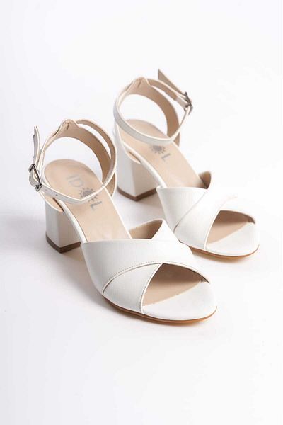 İDOL SHOES SANDALE FEMEI DIN PIELE VEGANĂ CU CUREA ÎNcrucișată
