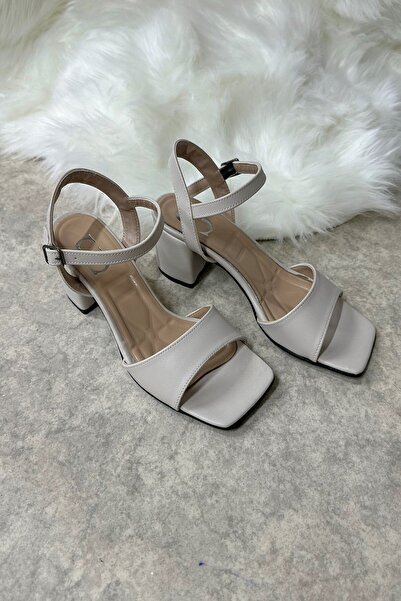 İmerShoes Daily Beige Women's Sandals Thick Heeled Strapped Ankle Strap Blunt Toe Soft Sole 275