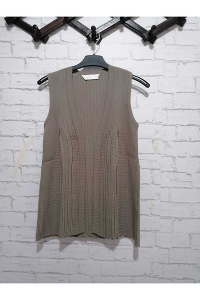 anne moda ankara A model, thin, no pockets, no buttons, with flounces, knitwear, vest