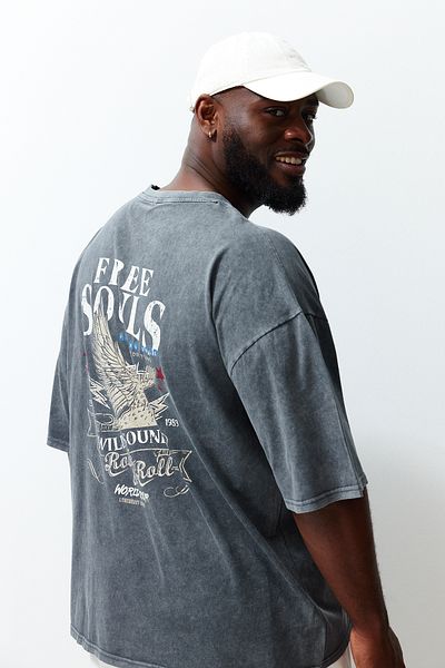 Trendyol Collection Anthracite Oversize Large Size Cotton T-Shirt - Antique/Washing Effect TMNSS24BF00029