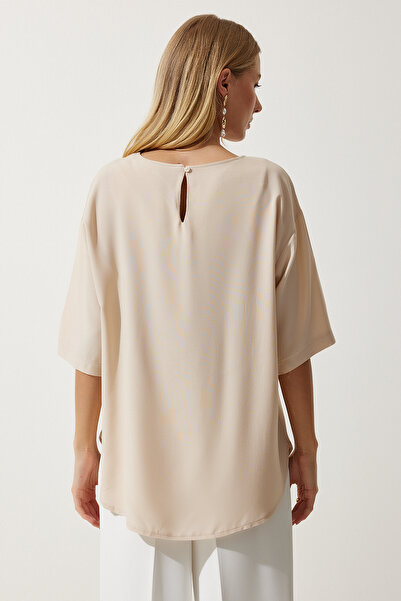 Happiness İstanbul Γυναικεία κρεμ μπλούζα με λαιμόκοψη ρέουσα βισκόζη RC00152