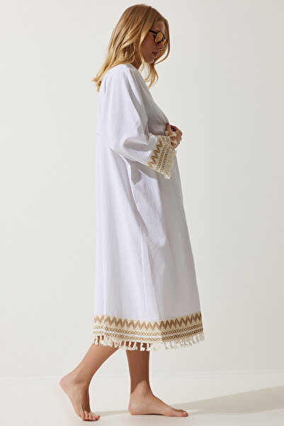 Happiness İstanbul Women's White Tassel Guipure Detailed Long Linen Kimono OH00042