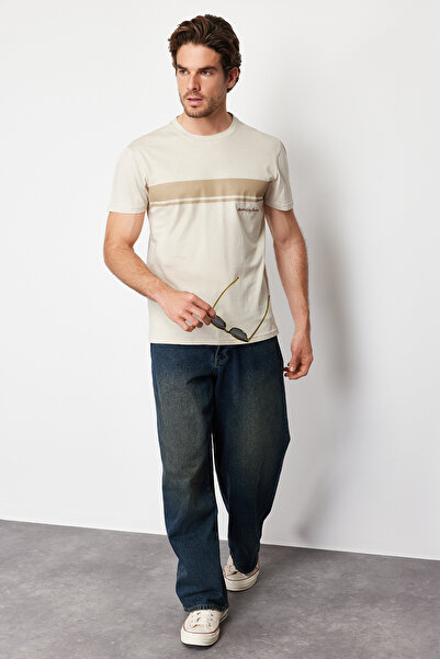 Trendyol Collection Tričko s krátkým rukávem ze 100% bavlny s pruhovaným potiskem - Crew Neck TMNSS24TS00059