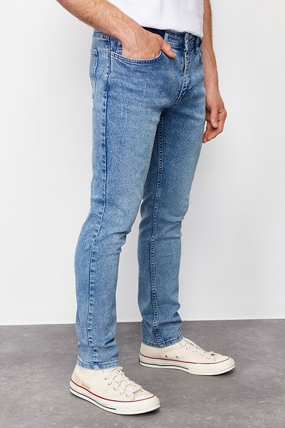 Trendyol Collection Blaue Skinny Fit Stretch-Stoff Slim Fit Nails Destroyed Jeans Denim-Hose TMNSS24JE00009