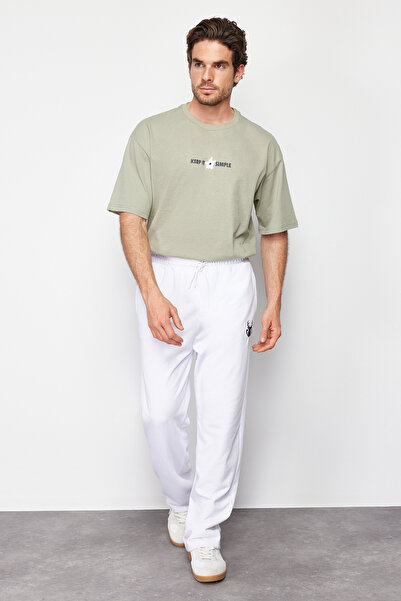 Trendyol Collection Bílé oversize/široké vyšívané tepláky TMNSS24EA00007