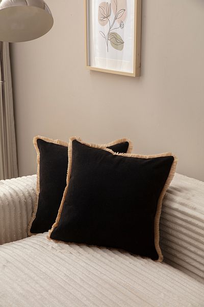 SWITA CAZ KIRLENT 43X43 CU FRANJURI NEGRE