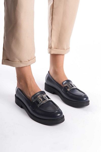 İDOL SHOES Дамски ВЕГАНСКИ КОЖЕНИ ЛОУФЪР ОБУВКИ С КОМАЛКИ
