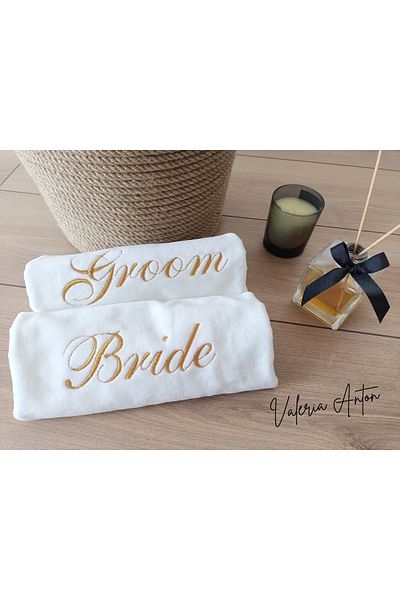 Valeria Anton Bride & Groom Embroidered Bride & Groom 2-Piece Towel