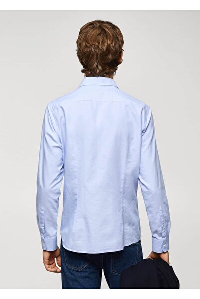 MANGO Man Dar kesimli pamuklu Oxford gömlek