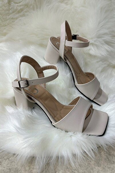 İmerShoes Daily Beige Women's Sandals Thick Heeled Strapped Ankle Strap Blunt Toe Soft Sole 275