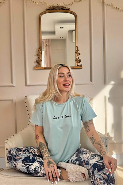 Pijamaevi Mint Love is Love Desenli Kısa Kollu Örme Kadın Pijama Takımı