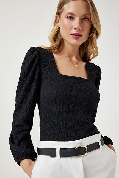 Happiness İstanbul Schwarze strukturierte Strickbluse mit quadratischem Kragen für Damen DD01111
